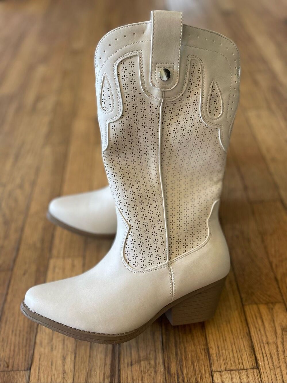 Sugar Tammy Perf Western Cowboy Boots Women’s 6.5 New Cream